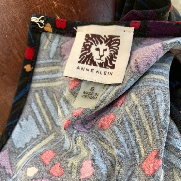 Anne Klein navy multi pattern high-neck fit and flare knee-length dress, size 6 - Picture 3 of 3